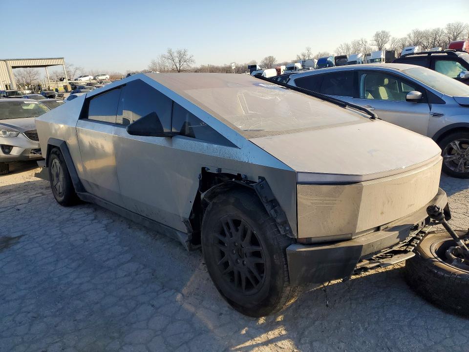 Продажа на аукционе авто 2025 Tesla Cybertruck, vin: 7G2CEHED1SA064295, номер лота: 76632105