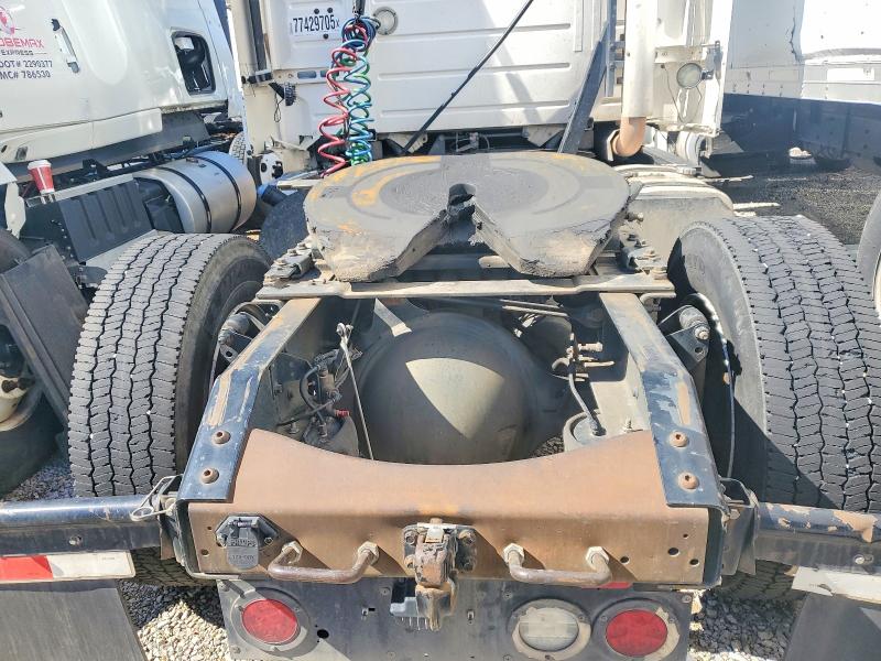 2015 Volvo Vnl მანქანა იყიდება აუქციონზე, vin: 4V4N19TG6FN922790, აუქციონის ნომერი: 77429705