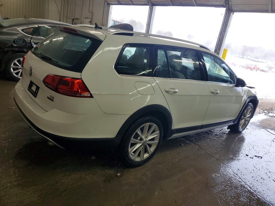 78714465 :رقم المزاد ، 3VWH17AU6HM533079 vin ، 2017 Volkswagen Golf Alltrack مزاد بيع