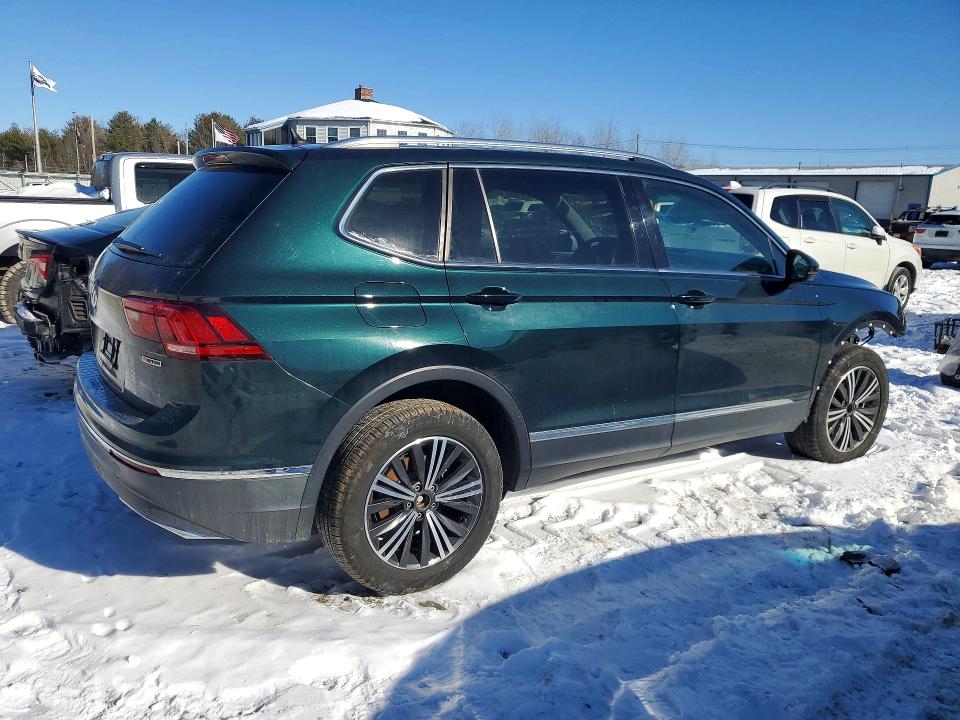 Продажа на аукционе авто 2019 Volkswagen Tiguan, vin: 3VV2B7AX5KM101575, номер лота: 75668285