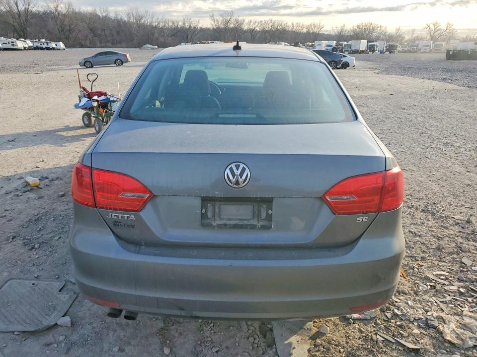 2014 Volkswagen Jetta მანქანა იყიდება აუქციონზე, vin: 3VWD07AJ1EM326392, აუქციონის ნომერი: 77680505
