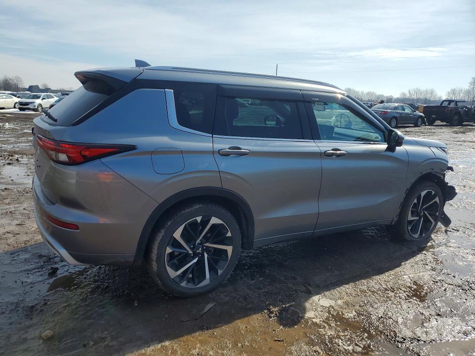 79371895 :رقم المزاد ، JA4J4VA84NZ008514 vin ، 2022 Mitsubishi Outlander مزاد بيع