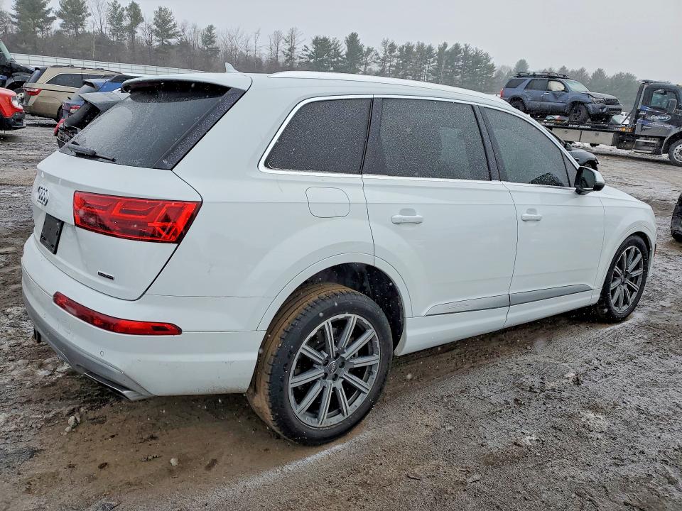 76512365 :رقم المزاد ، WA1LHAF77JD035252 vin ، 2018 Audi Q7 مزاد بيع