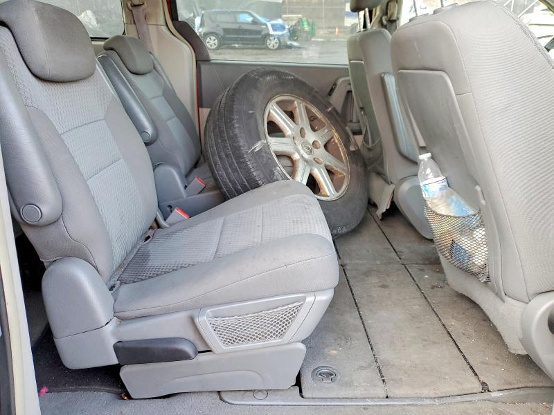 77327185 :رقم المزاد ، 2A4RR5D15AR239977 vin ، 2010 Chrysler Town & Country مزاد بيع