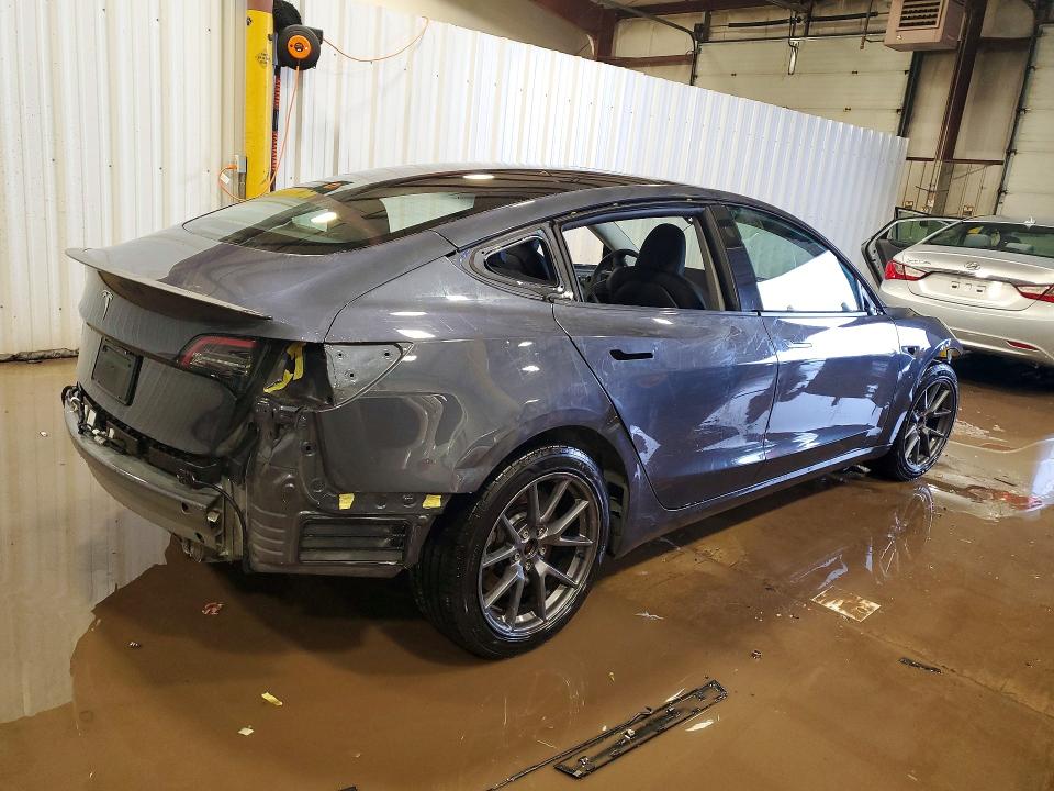 Продажа на аукционе авто 2023 Tesla Model 3, vin: 5YJ3E1EA9PF569639, номер лота: 75978905