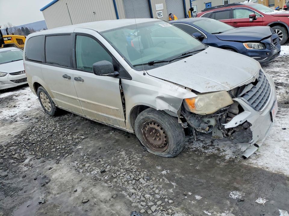 76823695 :رقم المزاد ، 2A8HR44H48R771202 vin ، 2008 Chrysler Town & Country مزاد بيع