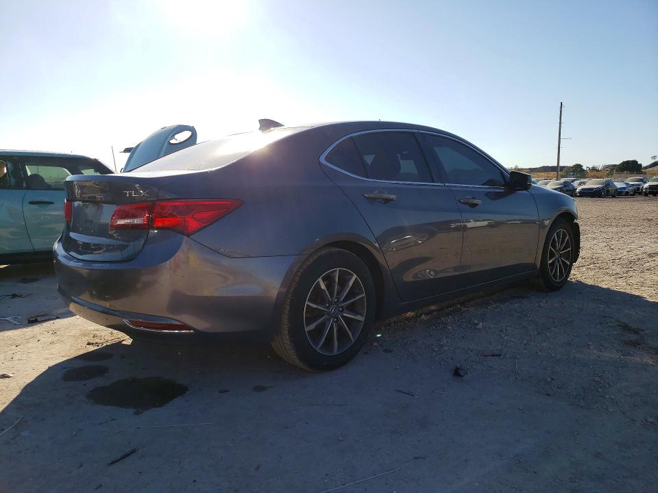 Aukcja sprzedaży 2018 Acura Tlx, vin: 19UUB1F34JA005797, numer aukcji: 76401755