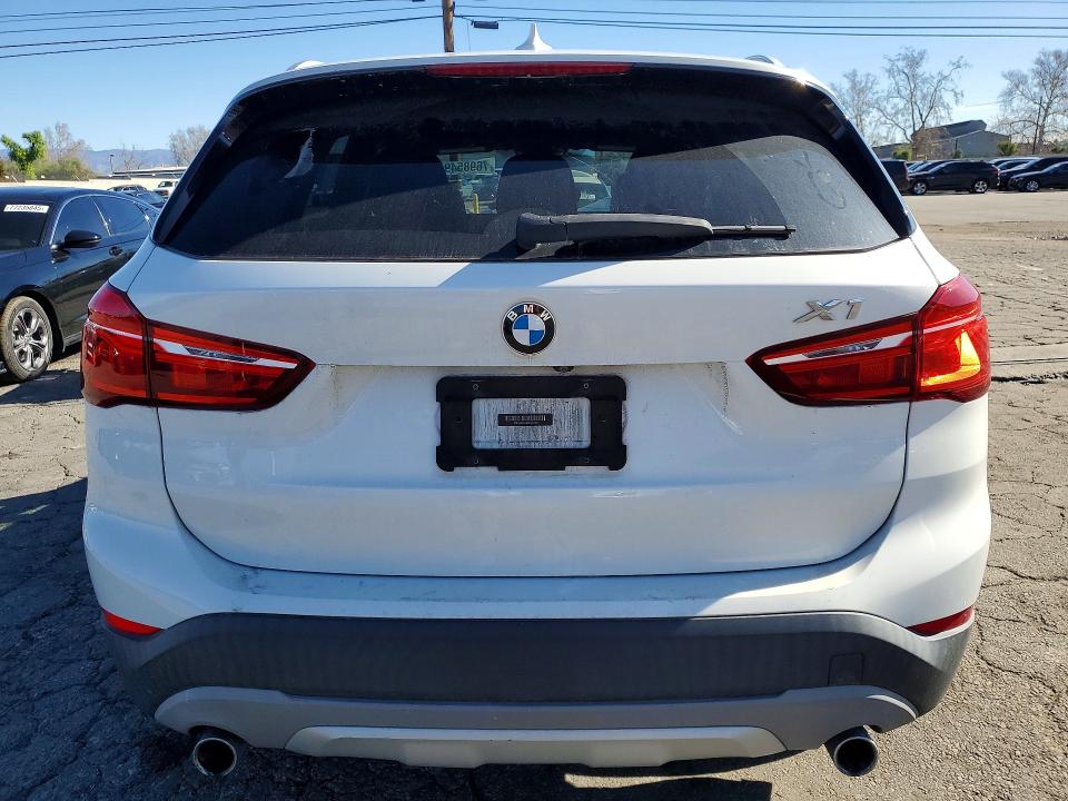 Продаж на аукціоні авто 2018 Bmw X1, vin: WBXHU7C34J5H40120, номер лоту: 76985495