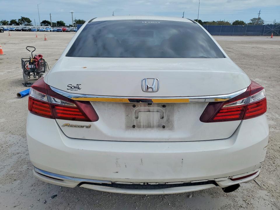 77474715 :رقم المزاد ، 1HGCR2F36HA282054 vin ، 2017 Honda Accord مزاد بيع