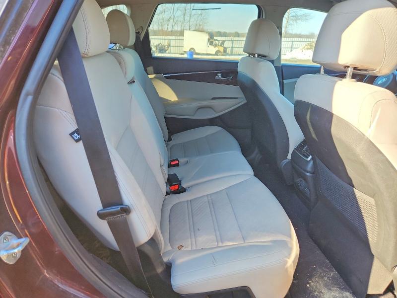 Продажа на аукционе авто 2017 Kia Sorento, vin: 5XYPGDA5XHG240299, номер лота: 76287395