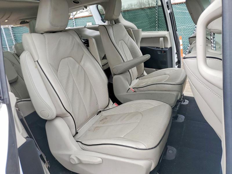 77384755 :رقم المزاد ، 2C4RC1N78HR709433 vin ، 2017 Chrysler Pacifica مزاد بيع
