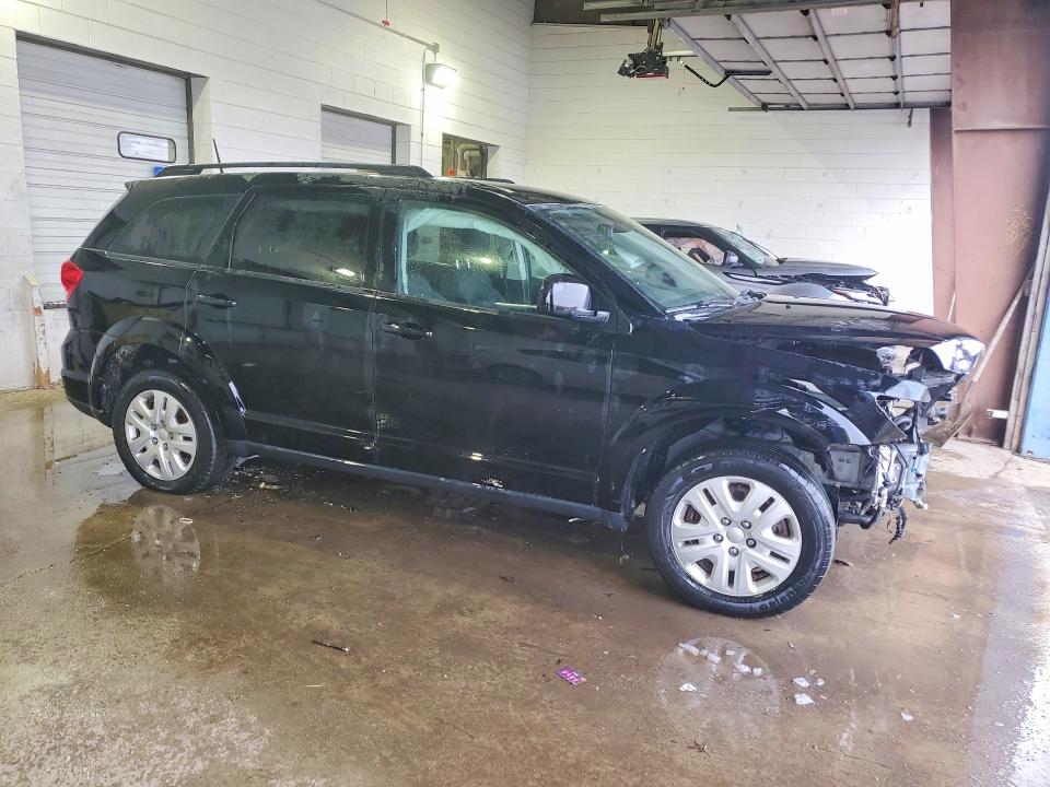 75970795 :رقم المزاد ، 3C4PDCBG8JT529974 vin ، 2018 Dodge Journey مزاد بيع