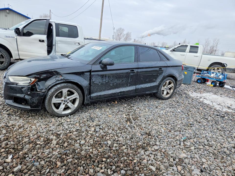 76078735 :رقم المزاد ، WAUAUGFFXH1043969 vin ، 2017 Audi A3 مزاد بيع