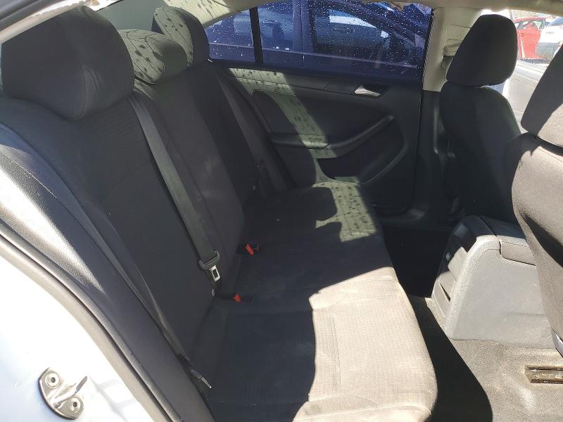 2015 Volkswagen Jetta მანქანა იყიდება აუქციონზე, vin: 3VW2K7AJ4FM328138, აუქციონის ნომერი: 78362305