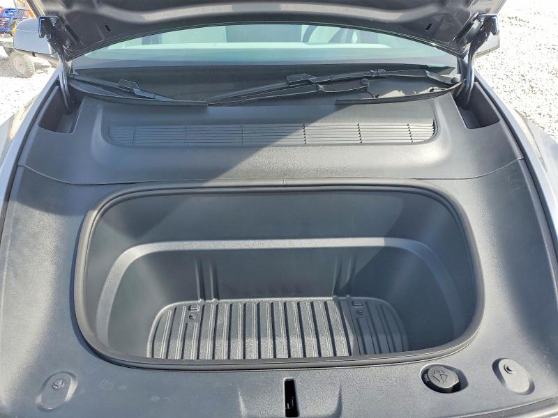 77940715 :رقم المزاد ، 7SAYGDEE0TA615065 vin ، 2026 Tesla Model Y مزاد بيع