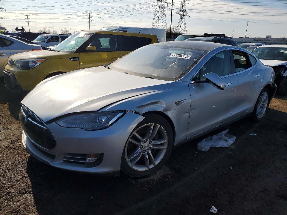 Продажа на аукционе авто 2014 Tesla Model S, vin: 5YJSA1S19EFP36445, номер лота: 77226265