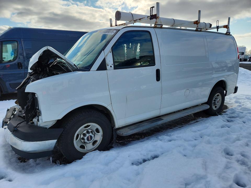 98589895 :رقم المزاد ، 1GTW7AFG7J1911924 vin ، 2018 Gmc Savana مزاد بيع