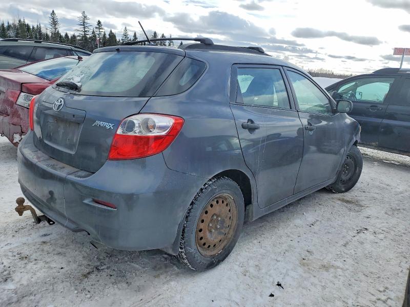 76647565 :رقم المزاد ، 2T1KU4EE6CC866594 vin ، 2012 Toyota Matrix مزاد بيع