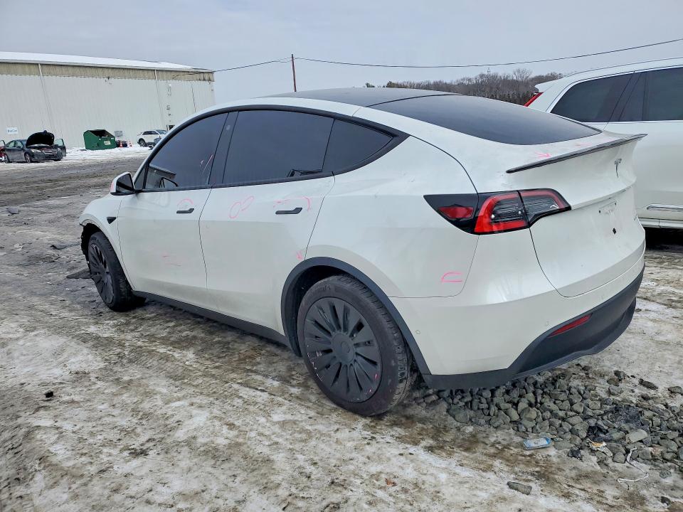 74834795 :رقم المزاد ، 5YJYGDEE0MF066467 vin ، 2021 Tesla Model Y مزاد بيع