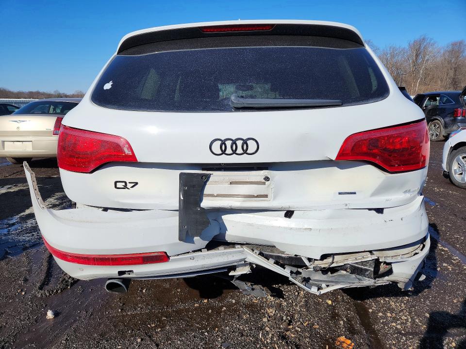 2015 Audi Q7 მანქანა იყიდება აუქციონზე, vin: WA1DGAFE2FD011941, აუქციონის ნომერი: 77372915