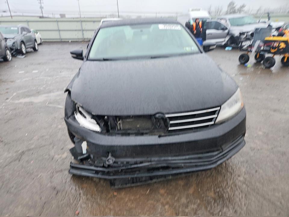 2017 Volkswagen Jetta მანქანა იყიდება აუქციონზე, vin: 3VWB67AJ4HM413018, აუქციონის ნომერი: 78482945