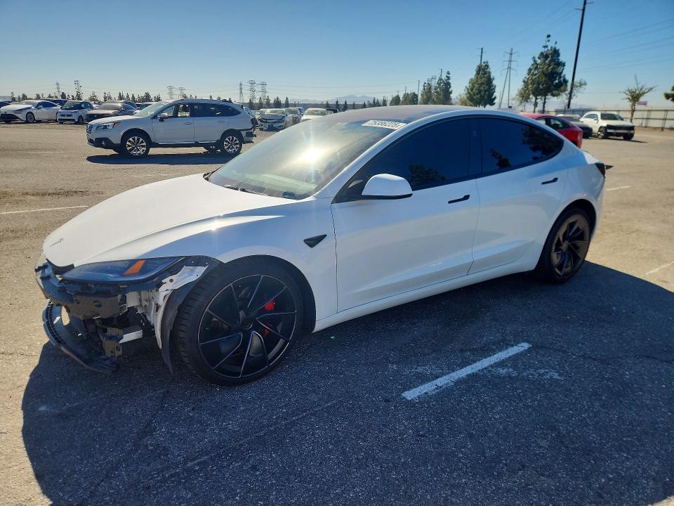 75386225 :رقم المزاد ، 5YJ3E1ET5RF822671 vin ، 2024 Tesla Model 3 مزاد بيع