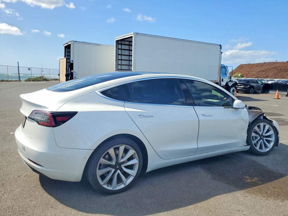 2019 Tesla Model 3 მანქანა იყიდება აუქციონზე, vin: 5YJ3E1EA4KF332064, აუქციონის ნომერი: 77752685