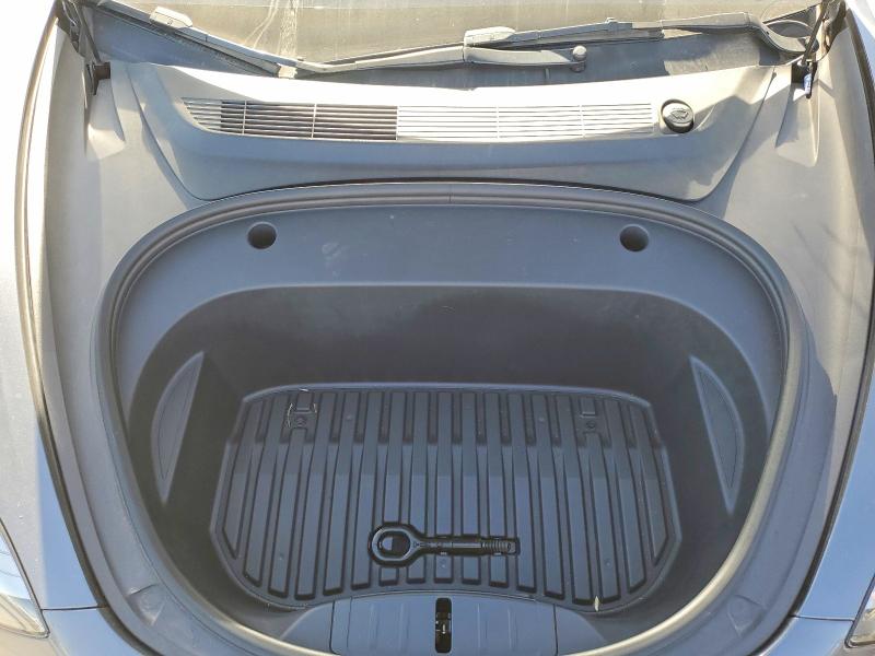 75872825 :رقم المزاد ، 5YJ3E1EA2NF352804 vin ، 2022 Tesla Model 3 مزاد بيع