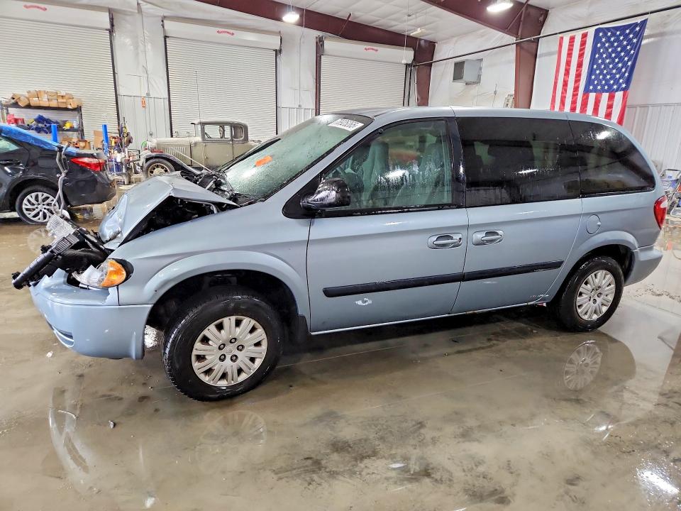 Auction sale of the 2005 Chrysler Town & Country, vin: 1C4GP45R55B112653, lot number: 78925265