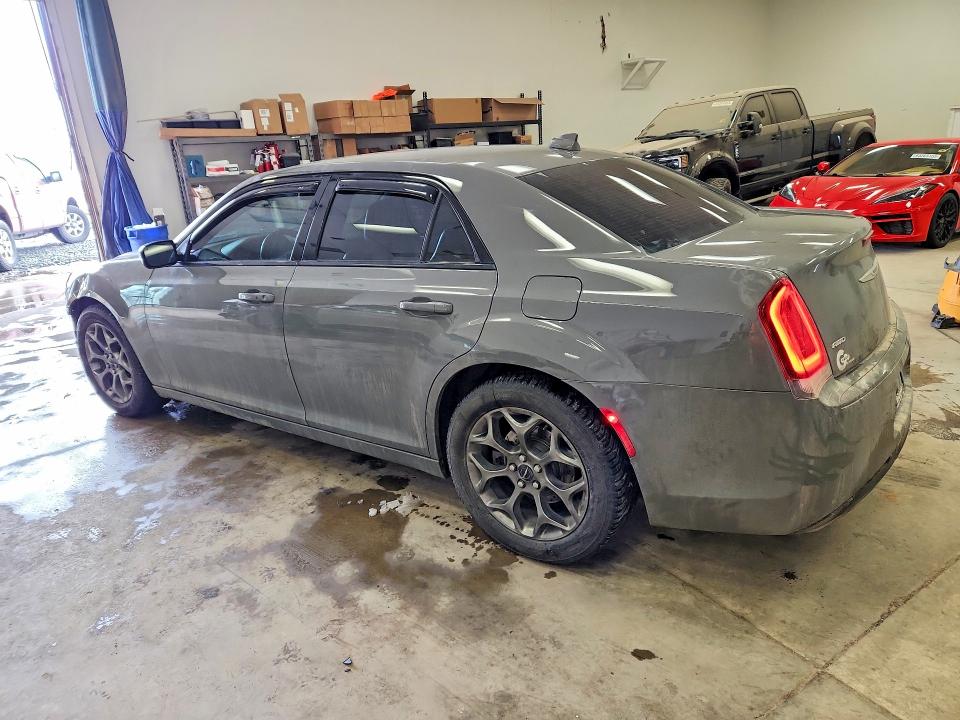 76826185 :رقم المزاد ، 2C3CCAGG8HH506992 vin ، 2017 Chrysler 300 مزاد بيع