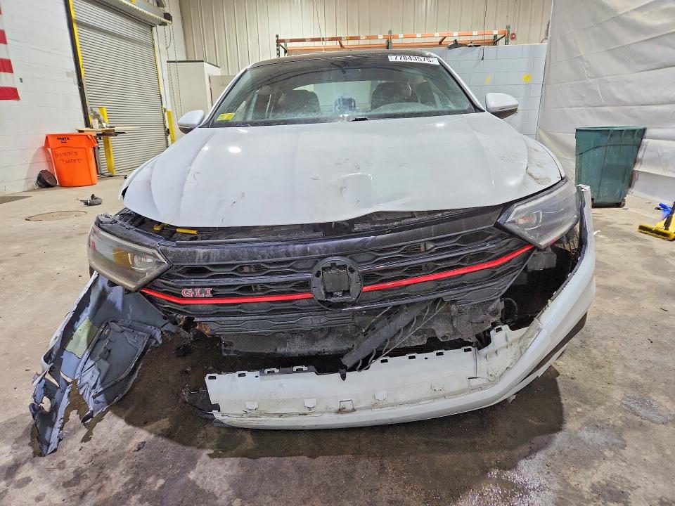 77843575 :رقم المزاد ، 3VW5T7BU8KM258267 vin ، 2019 Volkswagen Jetta مزاد بيع