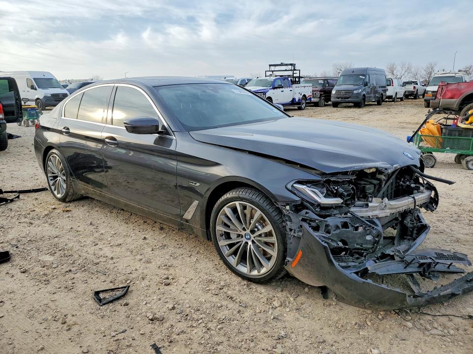 77346765 :رقم المزاد ، WBA33AG03PCL98407 vin ، 2023 Bmw 530xe مزاد بيع