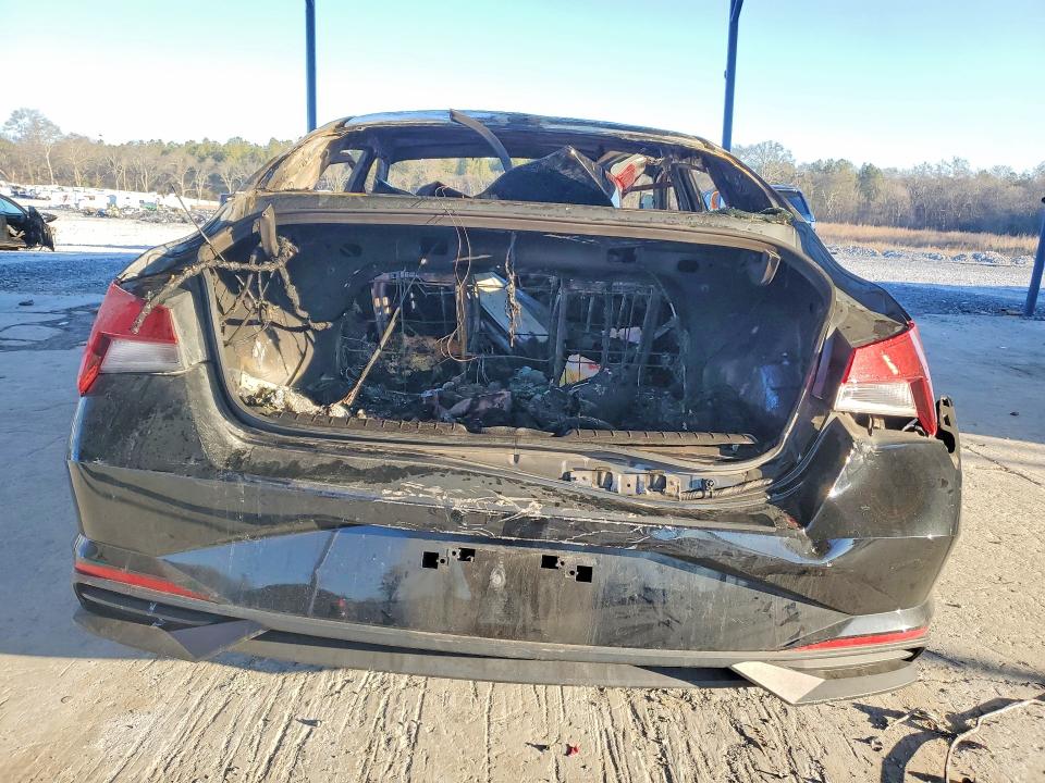2022 Hyundai Elantra მანქანა იყიდება აუქციონზე, vin: KMHLM4AG1NU331752, აუქციონის ნომერი: 76257275
