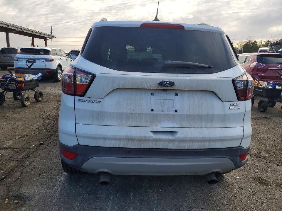 Продажа на аукционе авто 2018 Ford Escape, vin: 1FMCU0HD0JUC04750, номер лота: 76936555