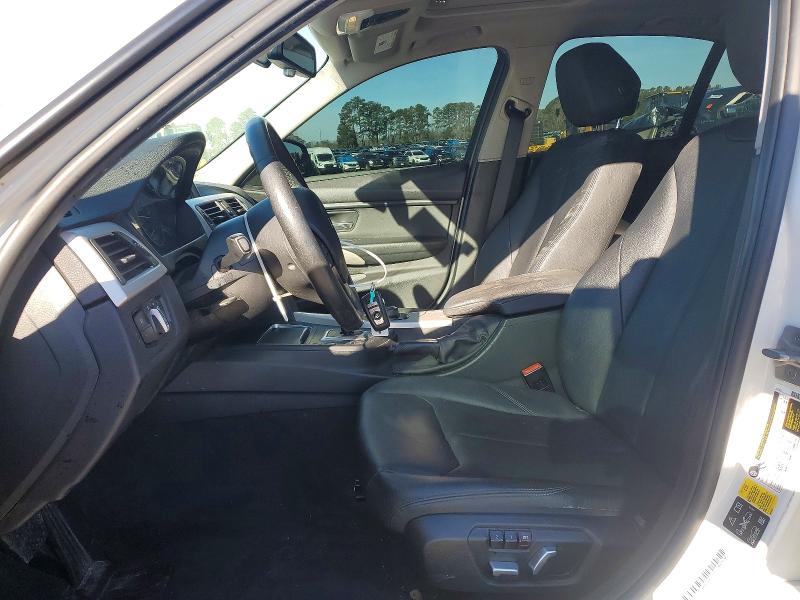 77940975 :رقم المزاد ، WBA8A3C50GK690322 vin ، 2016 Bmw 320 مزاد بيع