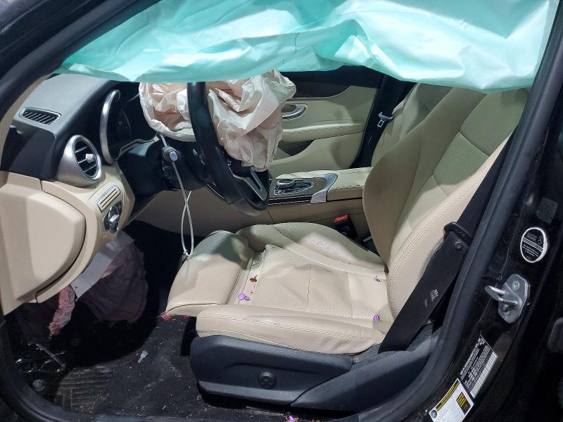 77960795 :رقم المزاد ، 55SWF8EB5KU311170 vin ، 2019 Mercedes-benz C مزاد بيع
