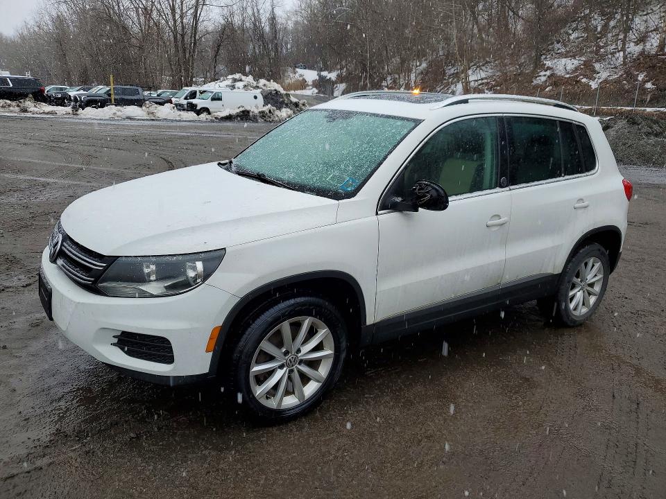 Продаж на аукціоні авто 2017 Volkswagen Tiguan Wolfsburg Edi, vin: WVGSV7AX6HK013538, номер лоту: 77626245