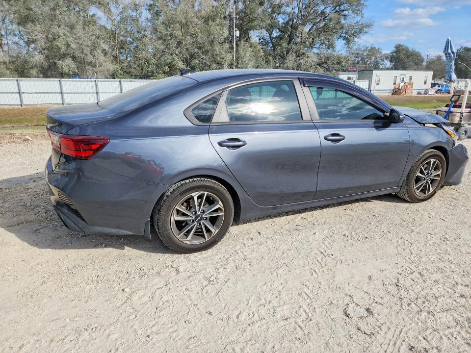 2023 Kia Forte მანქანა იყიდება აუქციონზე, vin: 3KPF24AD1PE681963, აუქციონის ნომერი: 78979875