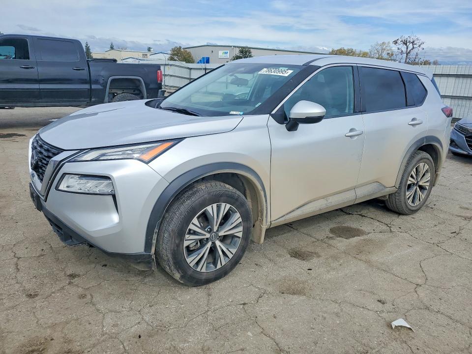 78630995 :رقم المزاد ، 5N1BT3BA8NC694932 vin ، 2022 Nissan Rogue مزاد بيع