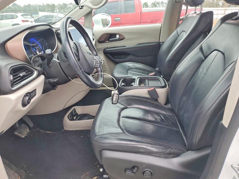 76994145 :رقم المزاد ، 2C4RC1BG8HR523699 vin ، 2017 Chrysler Pacifica مزاد بيع