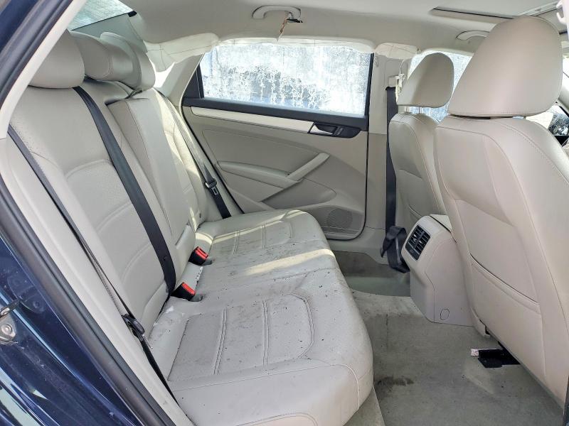 76024125 :رقم المزاد ، 1VWBN7A37DC129740 vin ، 2013 Volkswagen Passat مزاد بيع