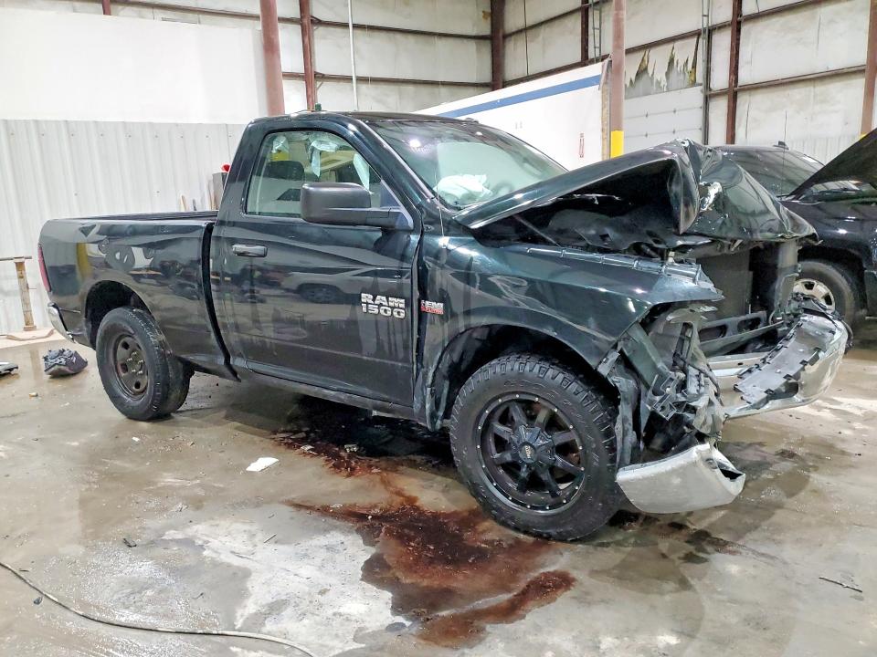 77900245 :رقم المزاد ، 3C6JR7AT4FG578805 vin ، 2015 Ram 1500 مزاد بيع