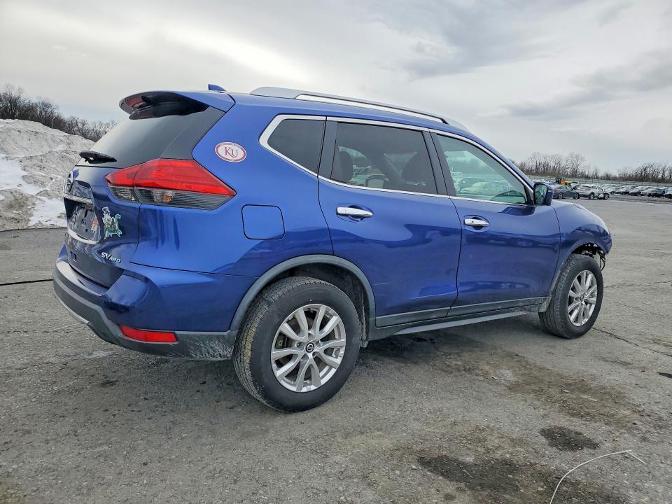 2017 Nissan Rogue მანქანა იყიდება აუქციონზე, vin: KNMAT2MV4HP590400, აუქციონის ნომერი: 79278115