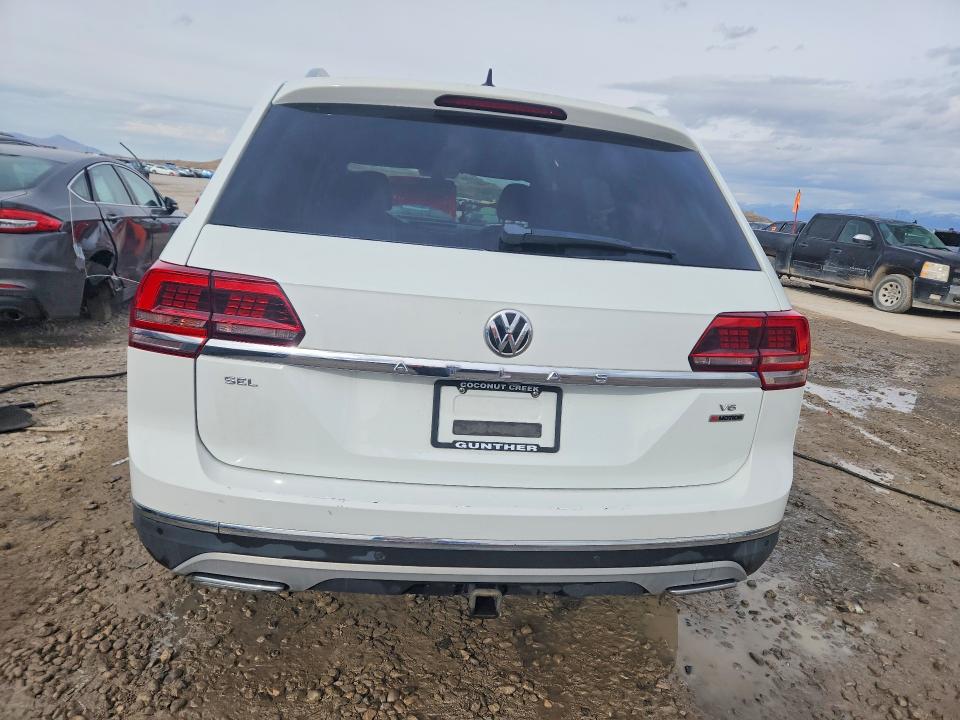 Продаж на аукціоні авто 2018 Volkswagen Atlas, vin: 1V2NR2CA4JC564843, номер лоту: 76285415