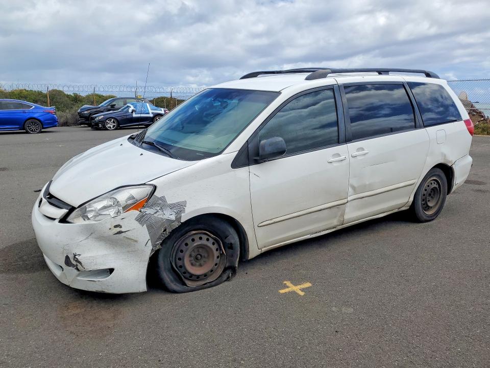 2010 Toyota Sienna მანქანა იყიდება აუქციონზე, vin: 5TDKK4CC3AS290894, აუქციონის ნომერი: 78056005