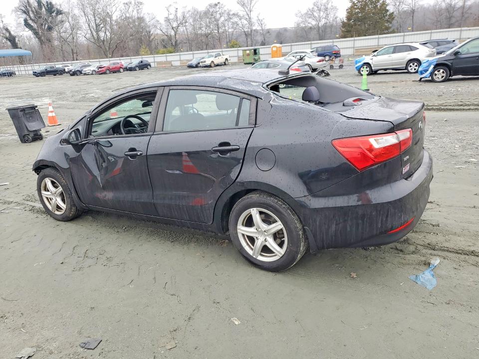 76002195 :رقم المزاد ، KNADM4A39H6011235 vin ، 2017 Kia Rio مزاد بيع