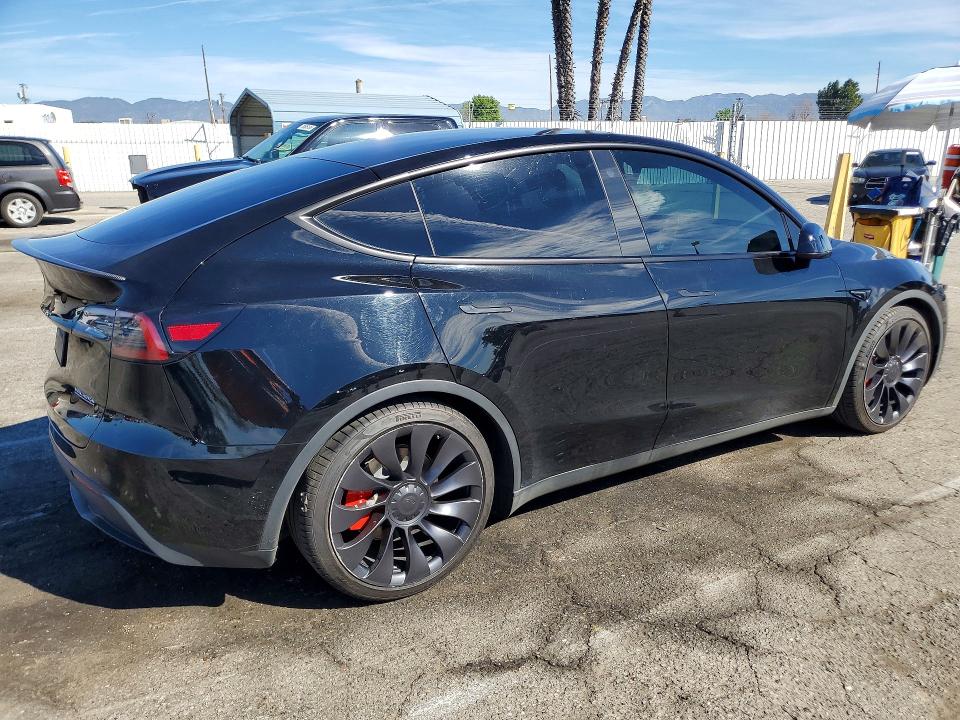 78556915 :رقم المزاد ، 7SAYGDEF6PF764775 vin ، 2023 Tesla Model Y مزاد بيع