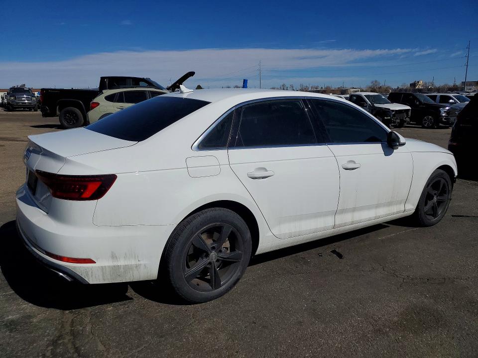 2019 Audi A4 მანქანა იყიდება აუქციონზე, vin: WAUGMAF4XKA023511, აუქციონის ნომერი: 74700585