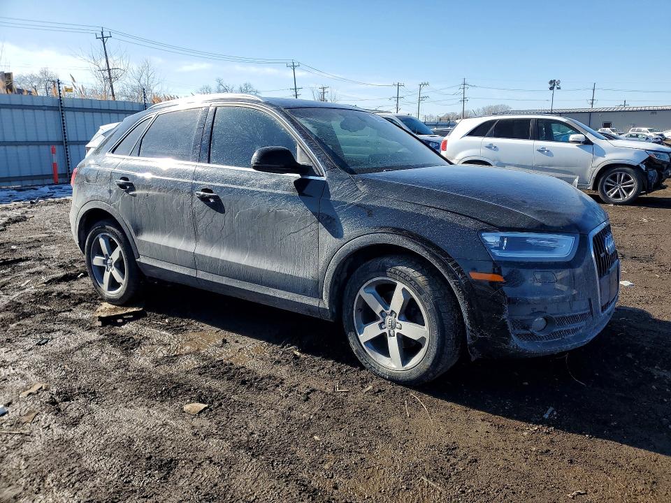 Продажа на аукционе авто 2015 Audi Q3, vin: WA1GFCFS5FR010822, номер лота: 76833505