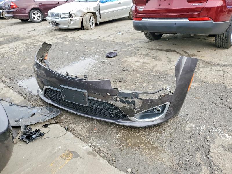 2017 Chrysler Pacifica მანქანა იყიდება აუქციონზე, vin: 2C4RC1EG7HR518800, აუქციონის ნომერი: 77671485